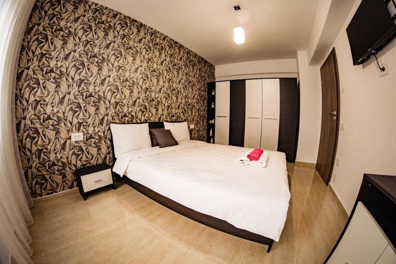 Apartment Gabriela'S Home オラデア エクステリア 写真